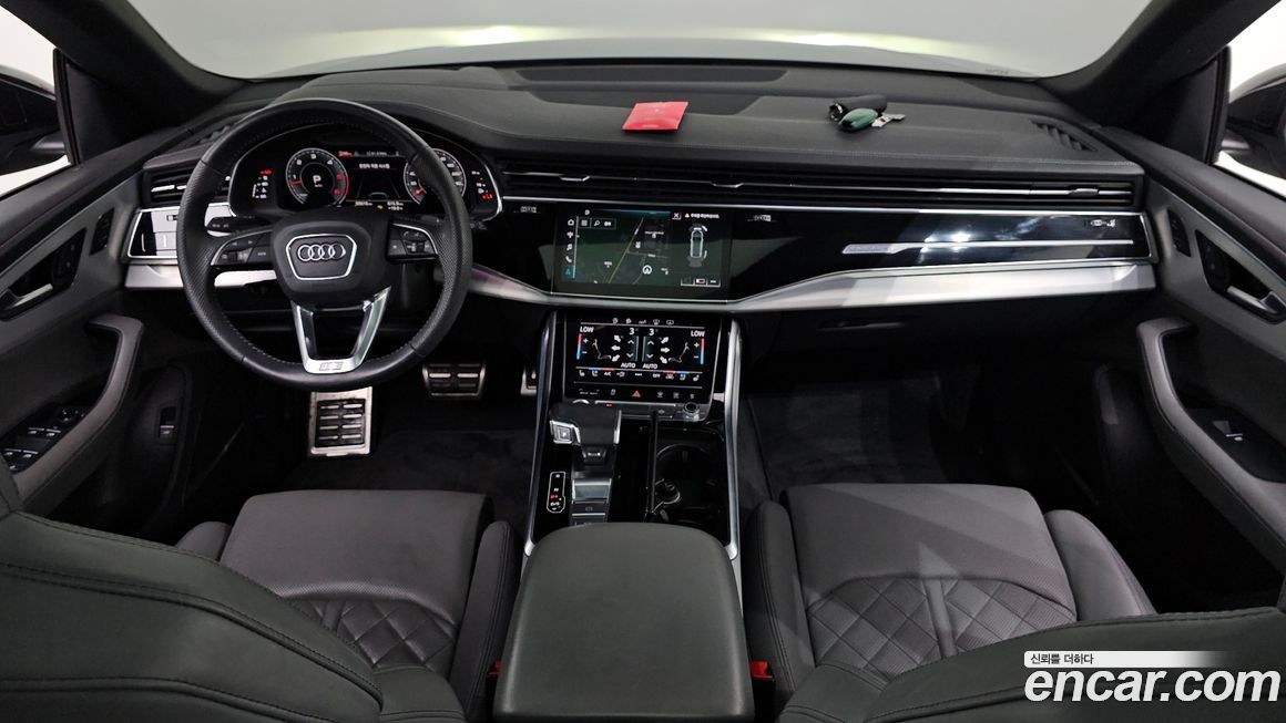 Audi Q8 2020