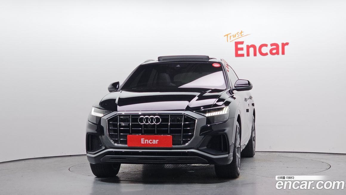 Audi Q8 2020