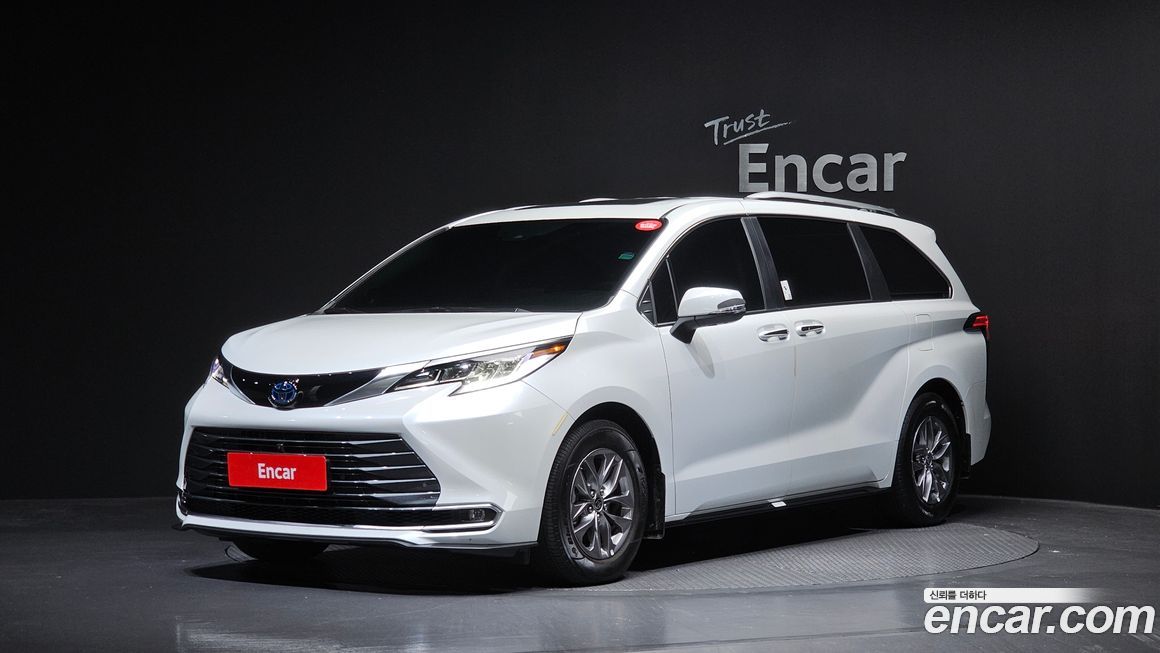 Toyota Sienna 2023
