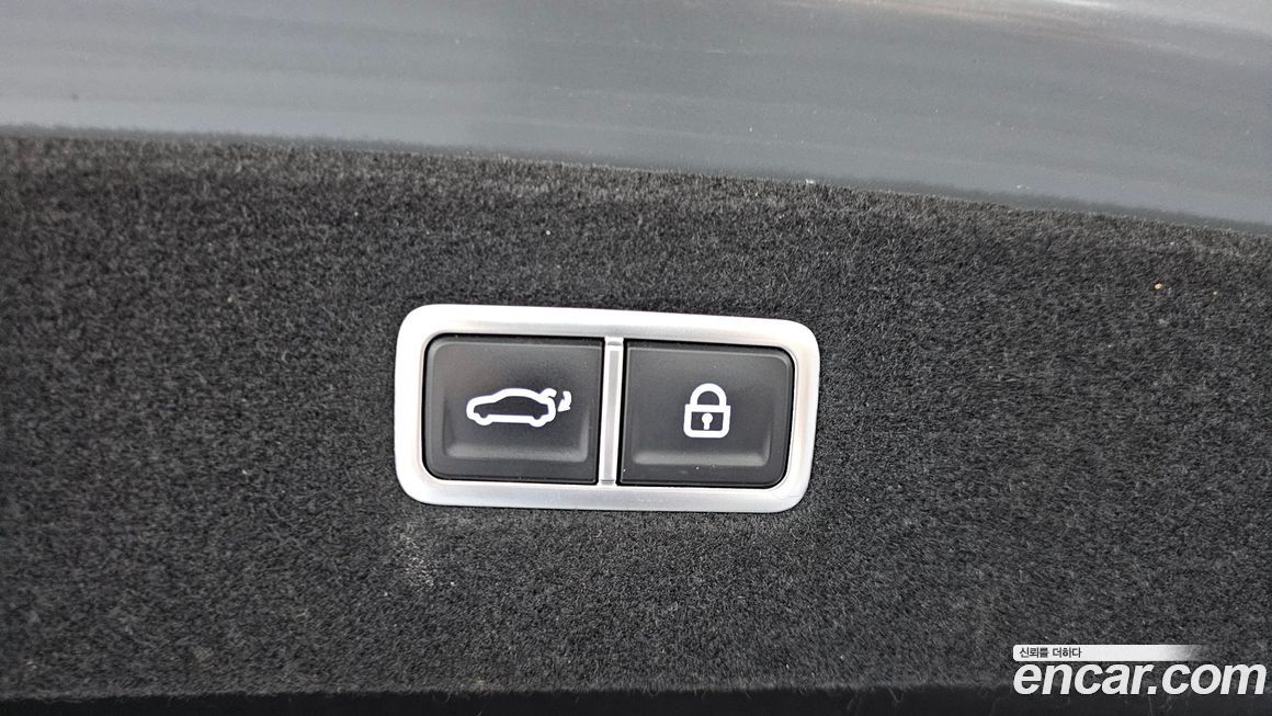 Genesis G90 2023