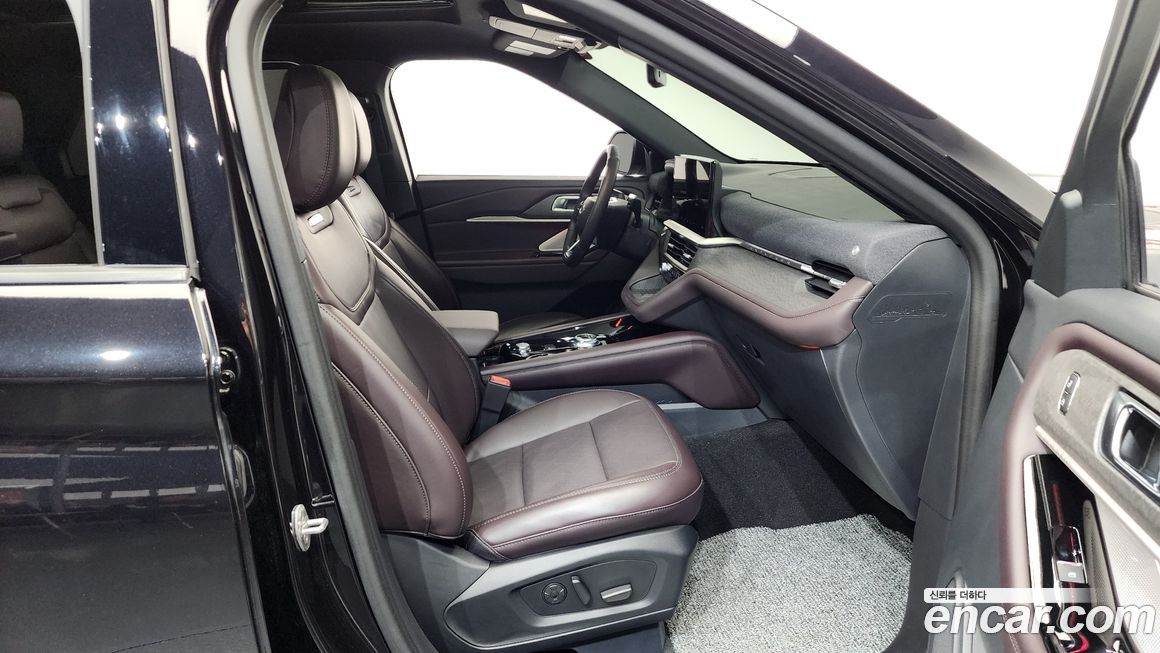 Ford Explorer 2025