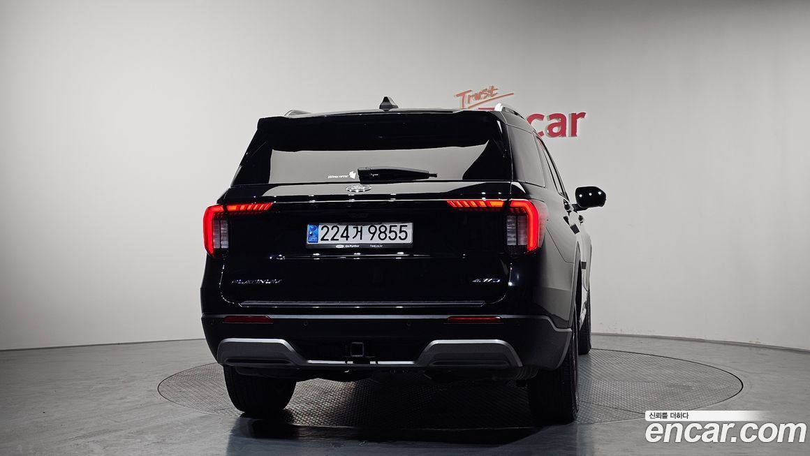Ford Explorer 2025