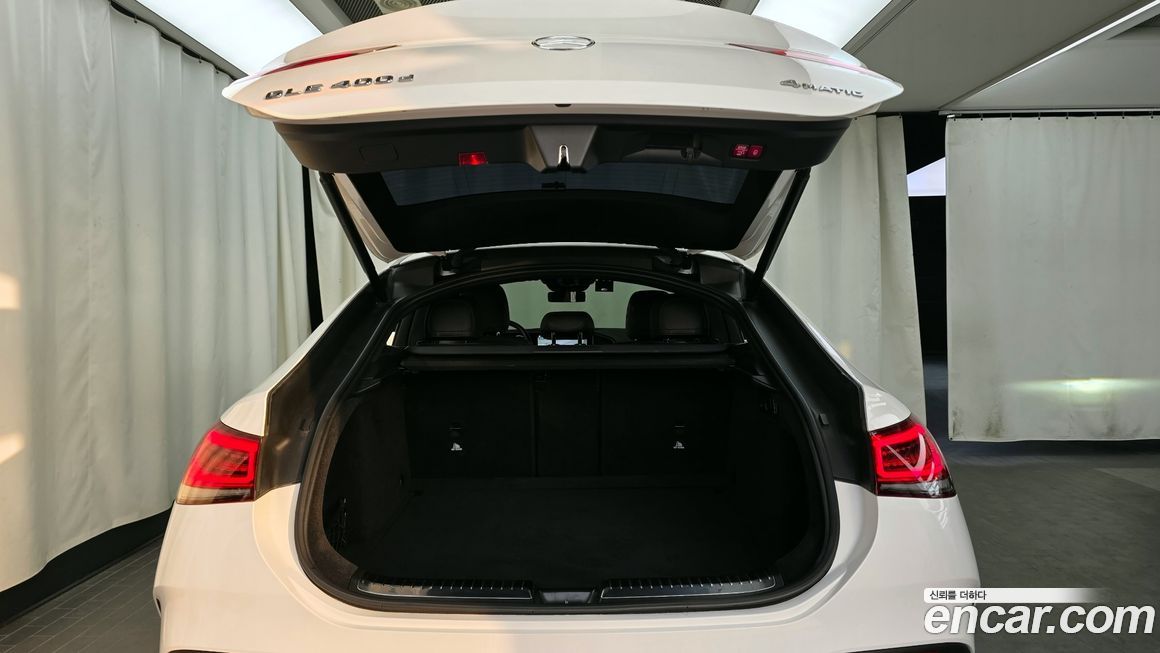 Mercedes-Benz GLE-Class 2021