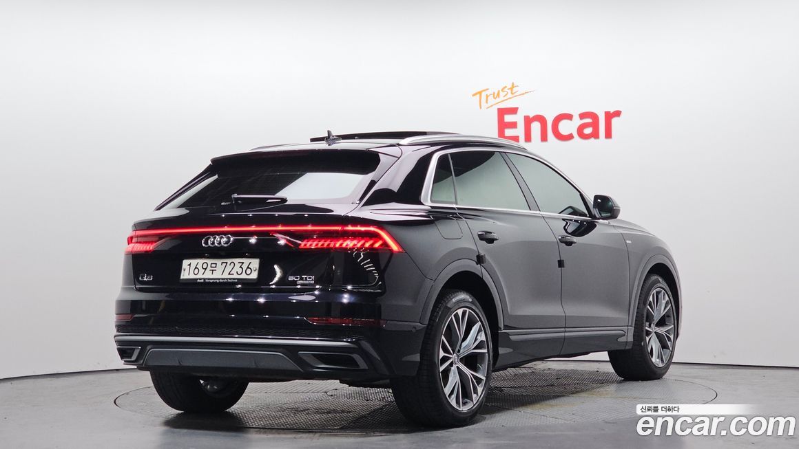 Audi Q8 2020