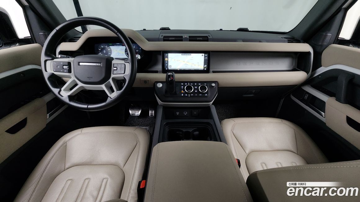 Land Rover Defender 2022
