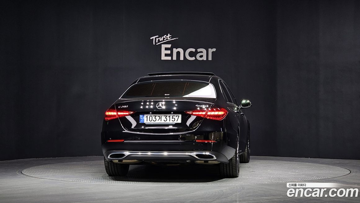Mercedes-Benz C-Class 2022