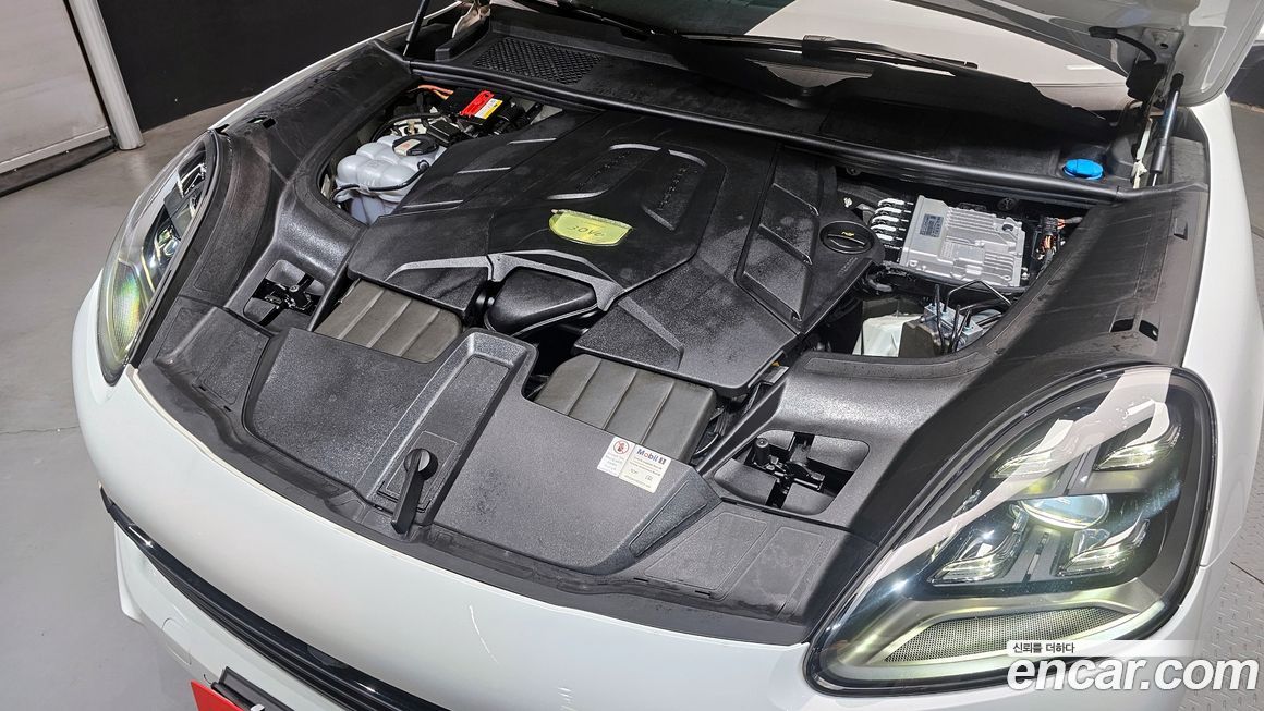 Porsche Cayenne 2020