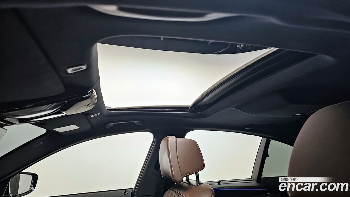 BMW 5-Series 2022