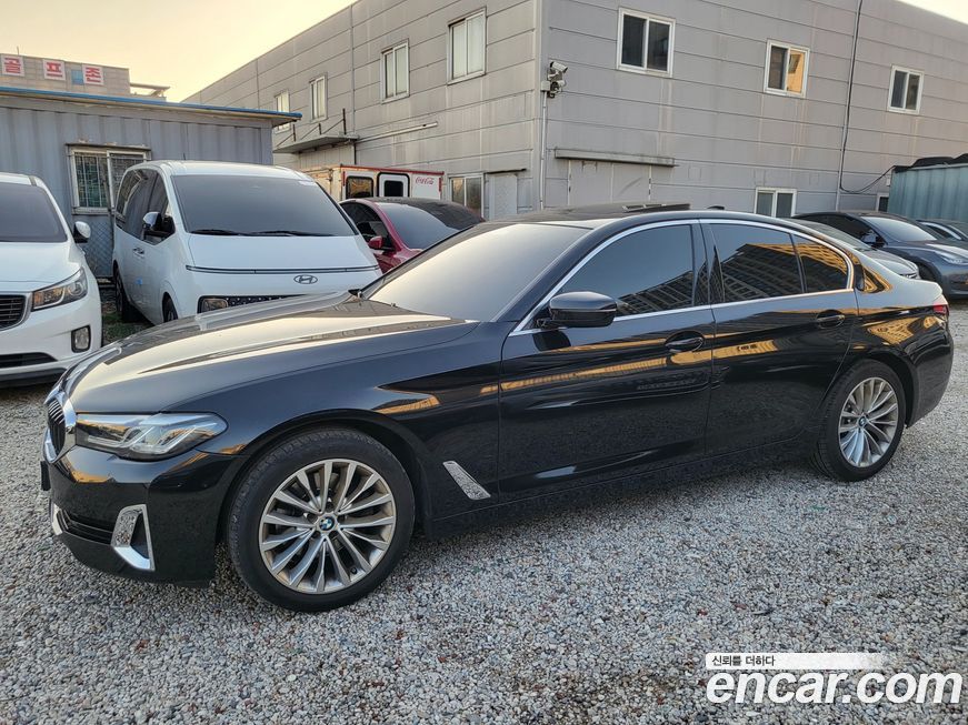 BMW 5-Series 2022