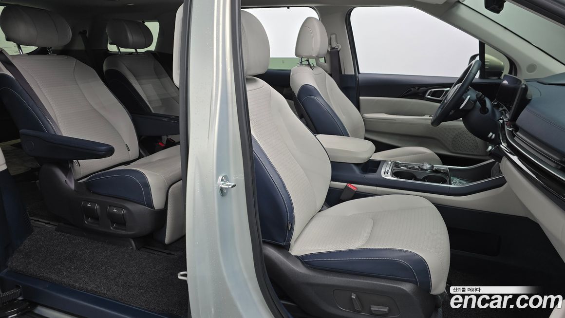Kia Canival 2025
