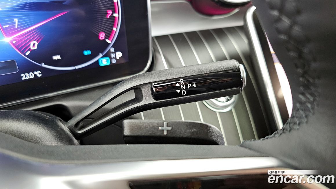Mercedes-Benz C-Class 2022