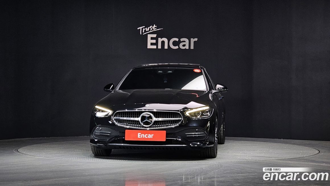 Mercedes-Benz C-Class 2022