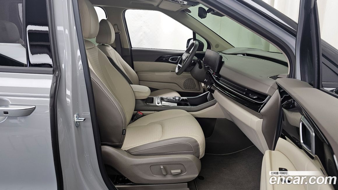 Kia Canival 2025