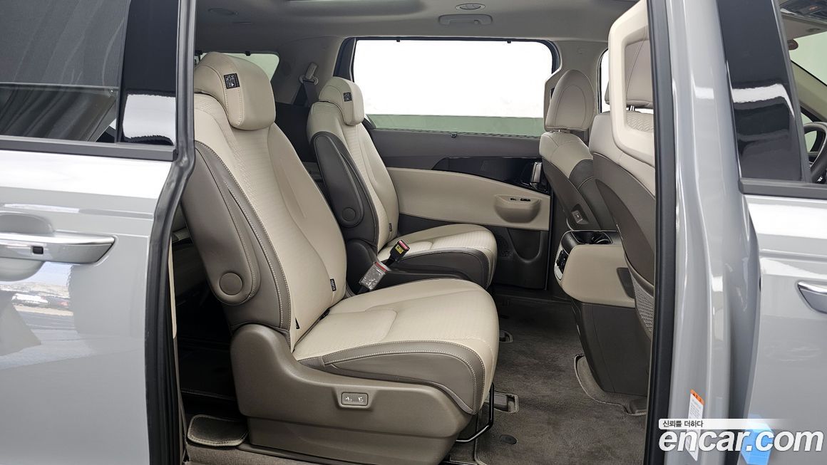 Kia Canival 2025