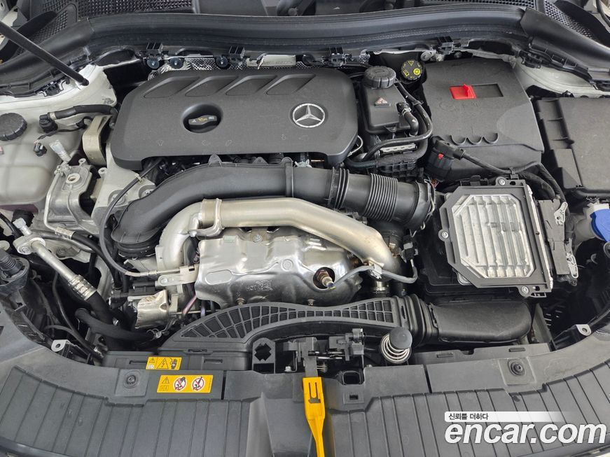 Mercedes-Benz GLA-Class 2025