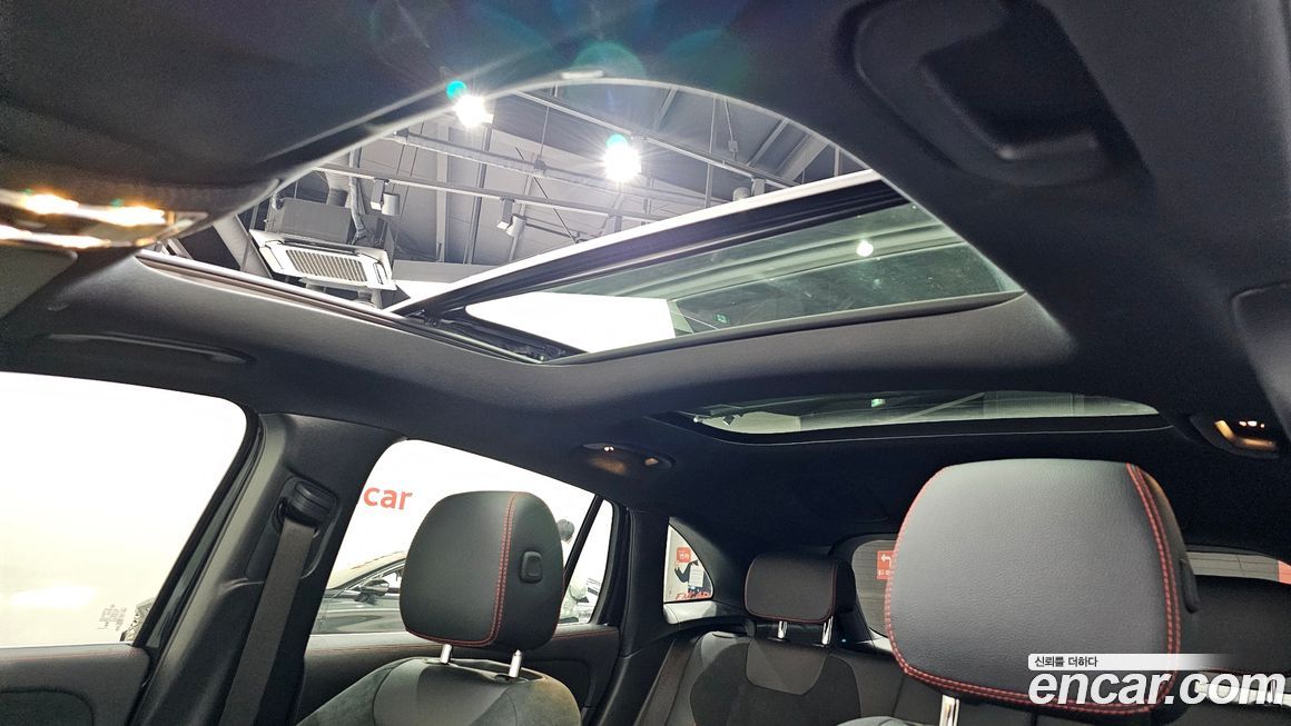 Mercedes-Benz EQA 2024