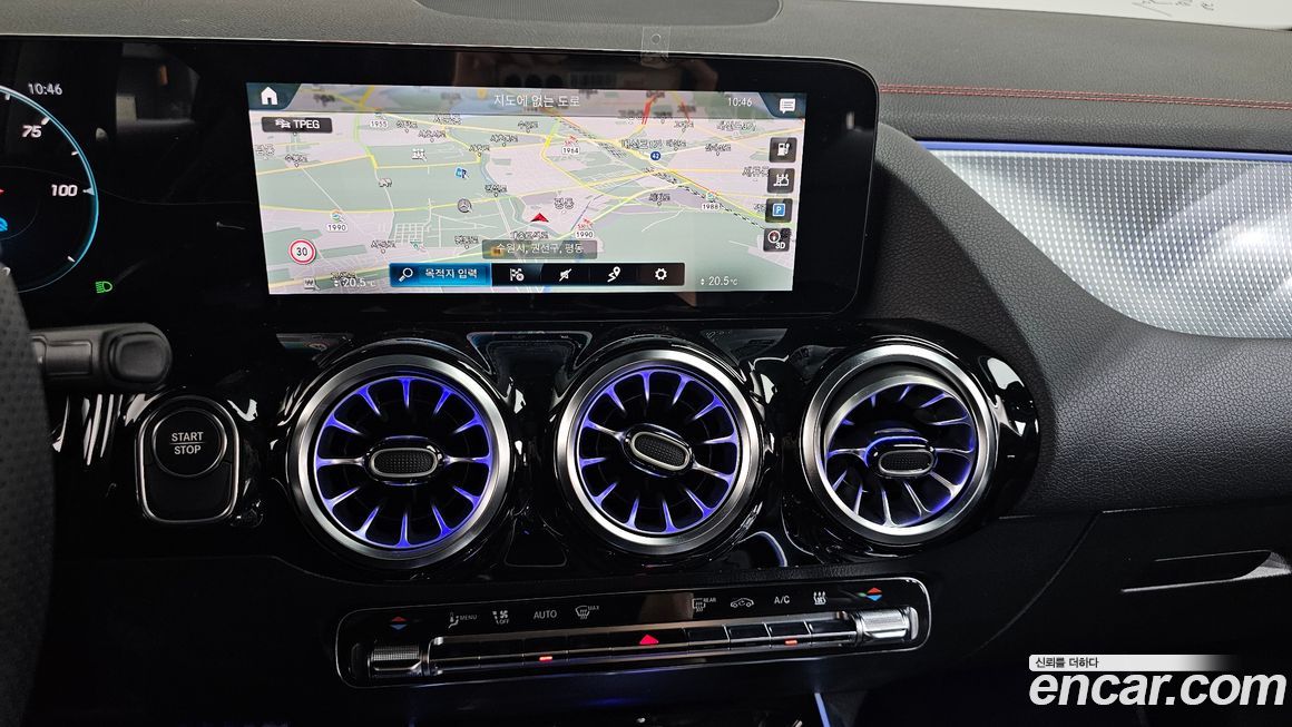 Mercedes-Benz EQA 2024