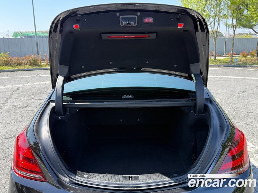 Mercedes-Benz S-Class 2019