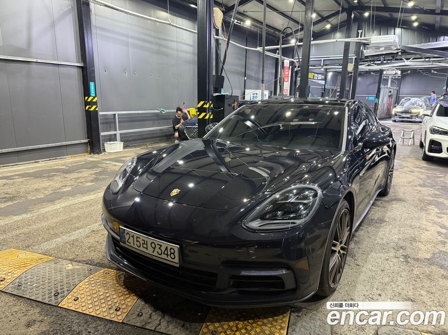 Porsche Panamera 2018