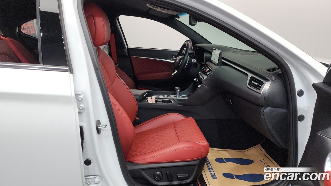 Genesis G70 2025