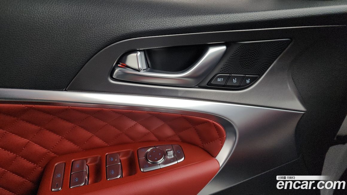 Genesis G70 2025