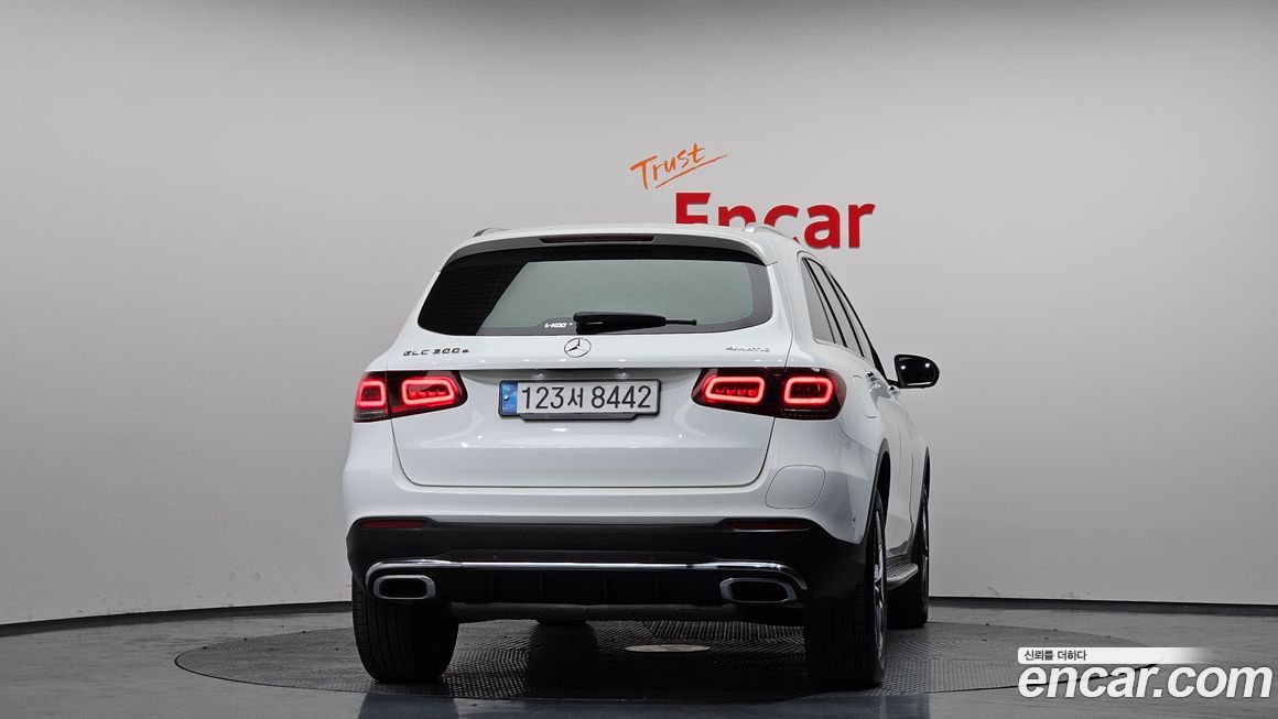 Mercedes-Benz GLC-Class 2022