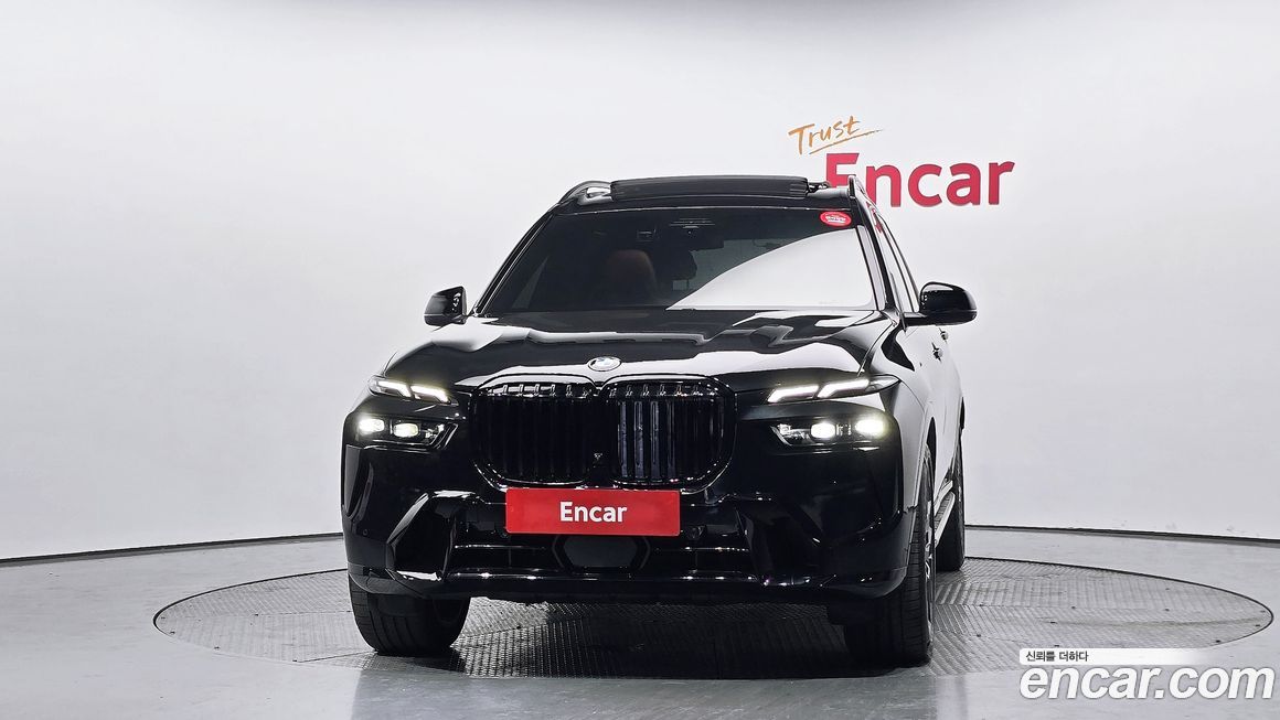 BMW X7 2025