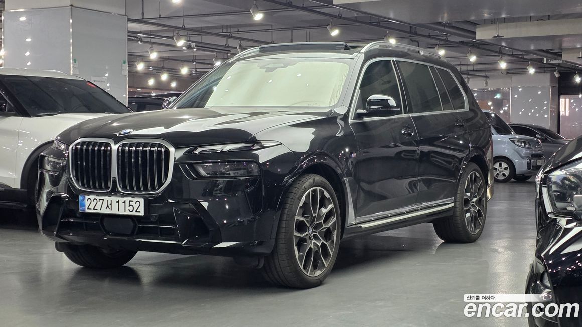 BMW X7 2025