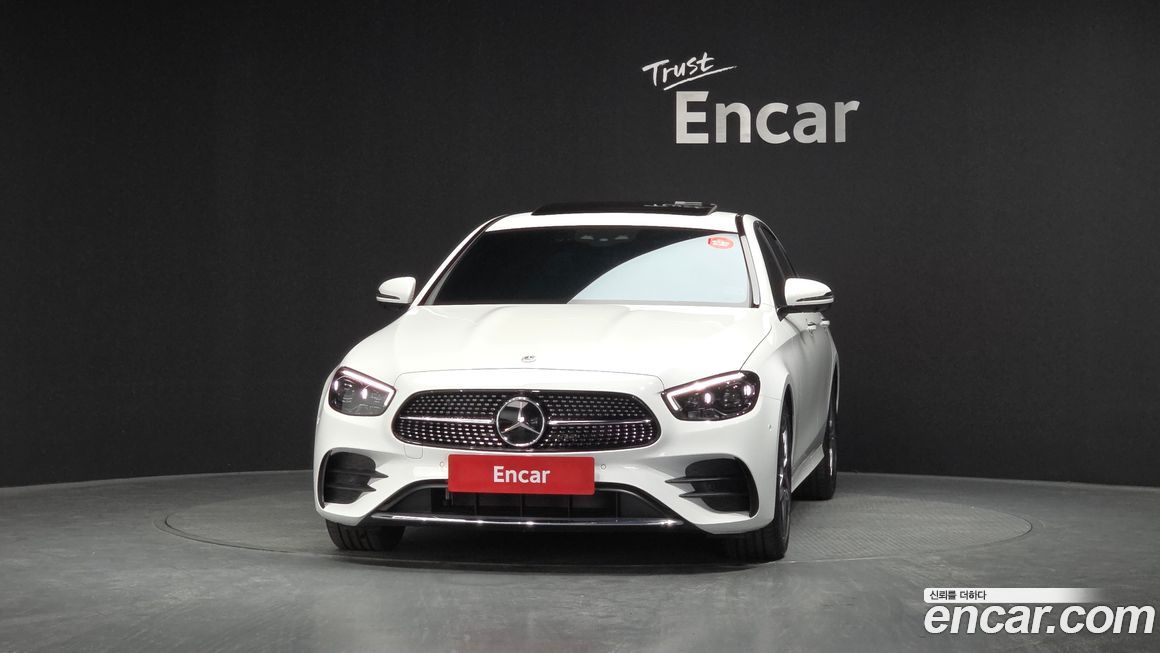 Mercedes-Benz E-Class 2023