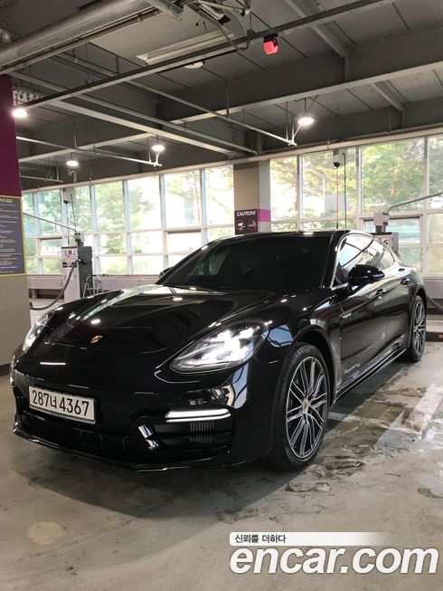 Porsche Panamera 2020