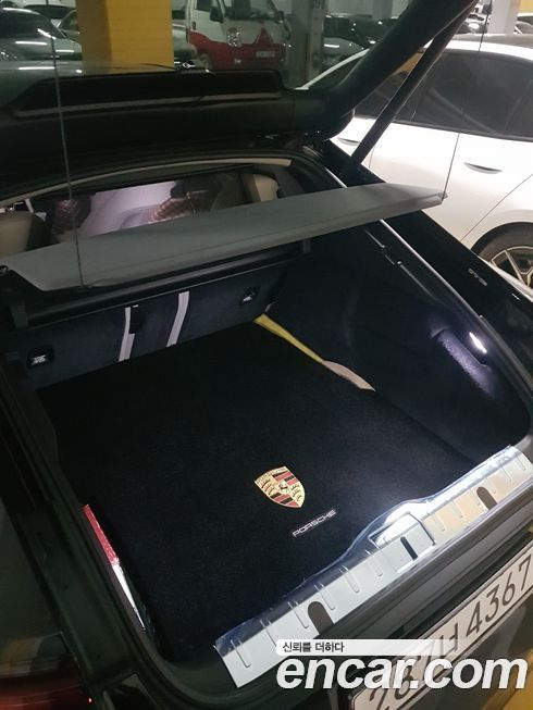 Porsche Panamera 2020