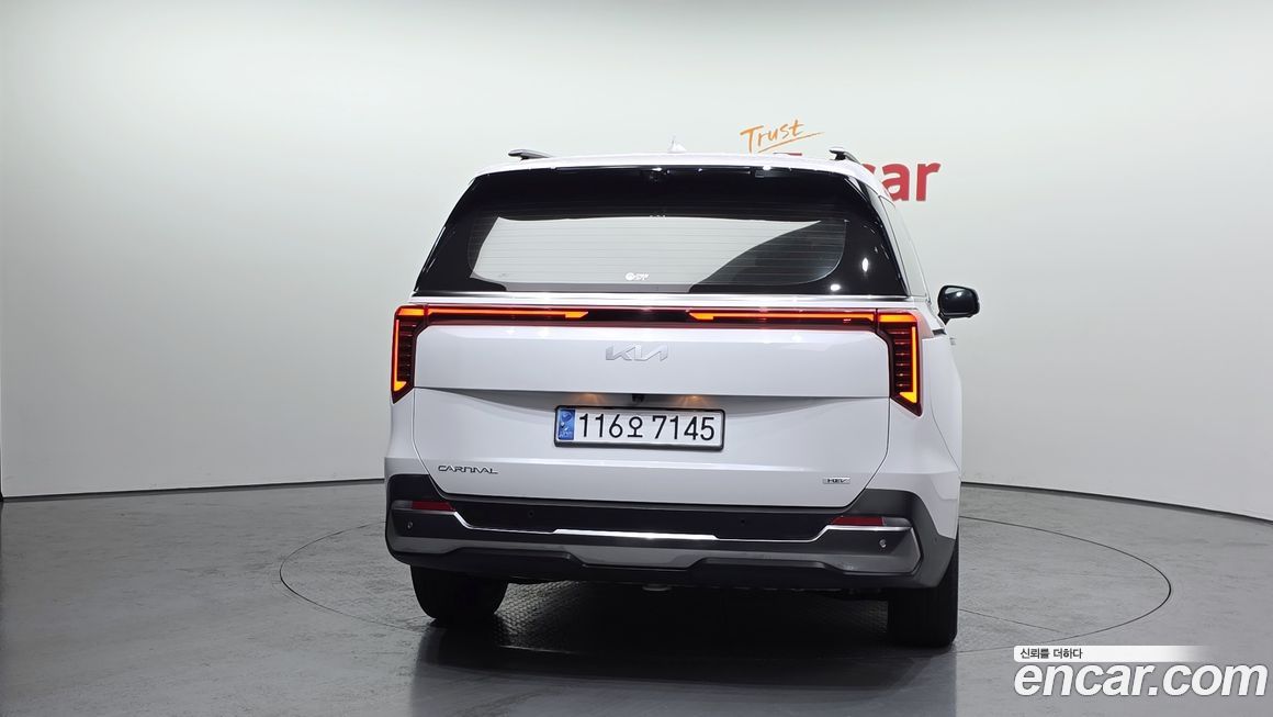 Kia Canival 2024