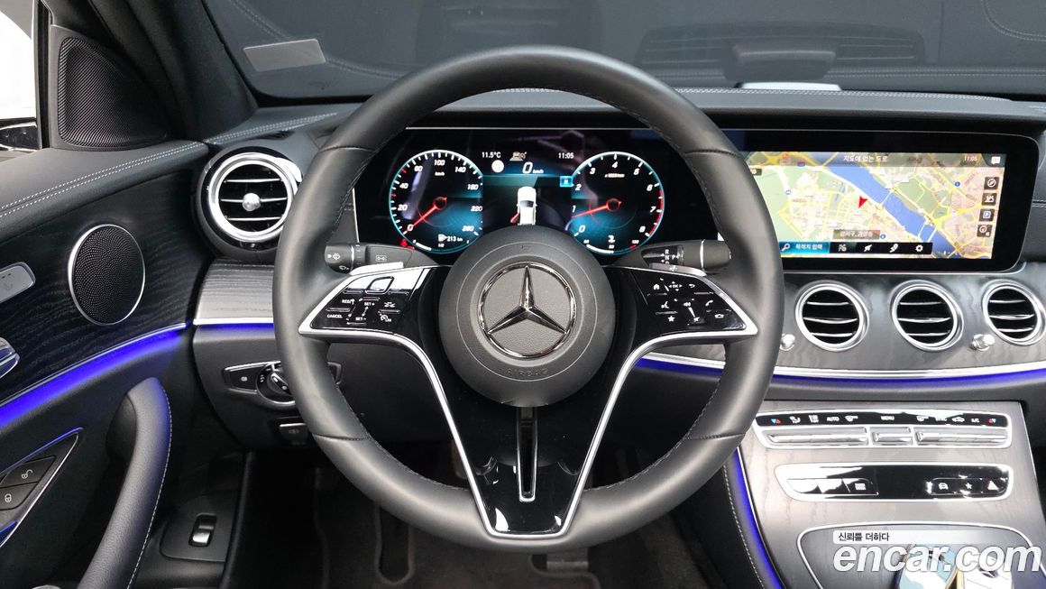 Mercedes-Benz E-Class 2023