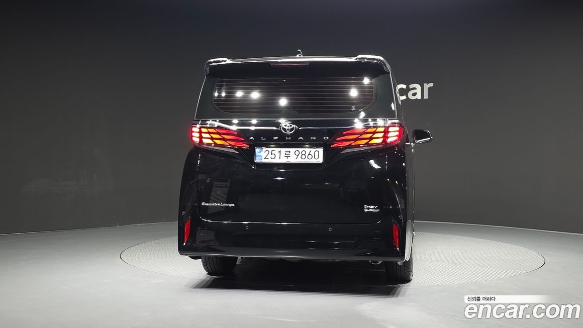 Toyota Alphard 2024