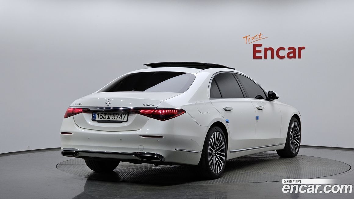 Mercedes-Benz S-Class 2022