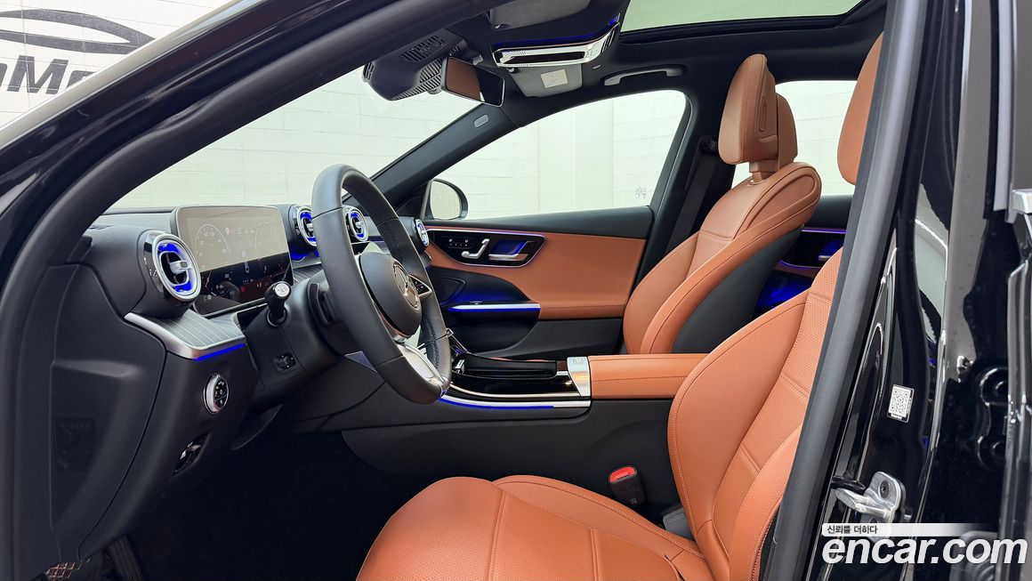 Mercedes-Benz C-Class 2025