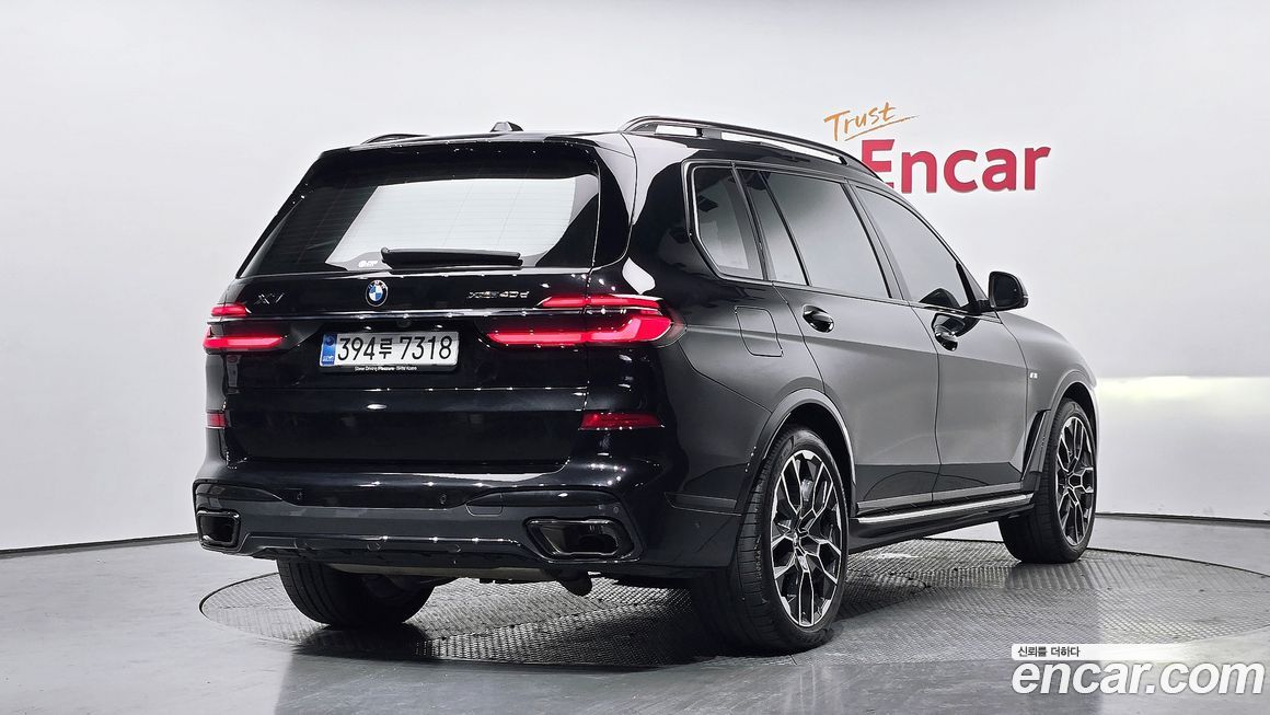 BMW X7 2025