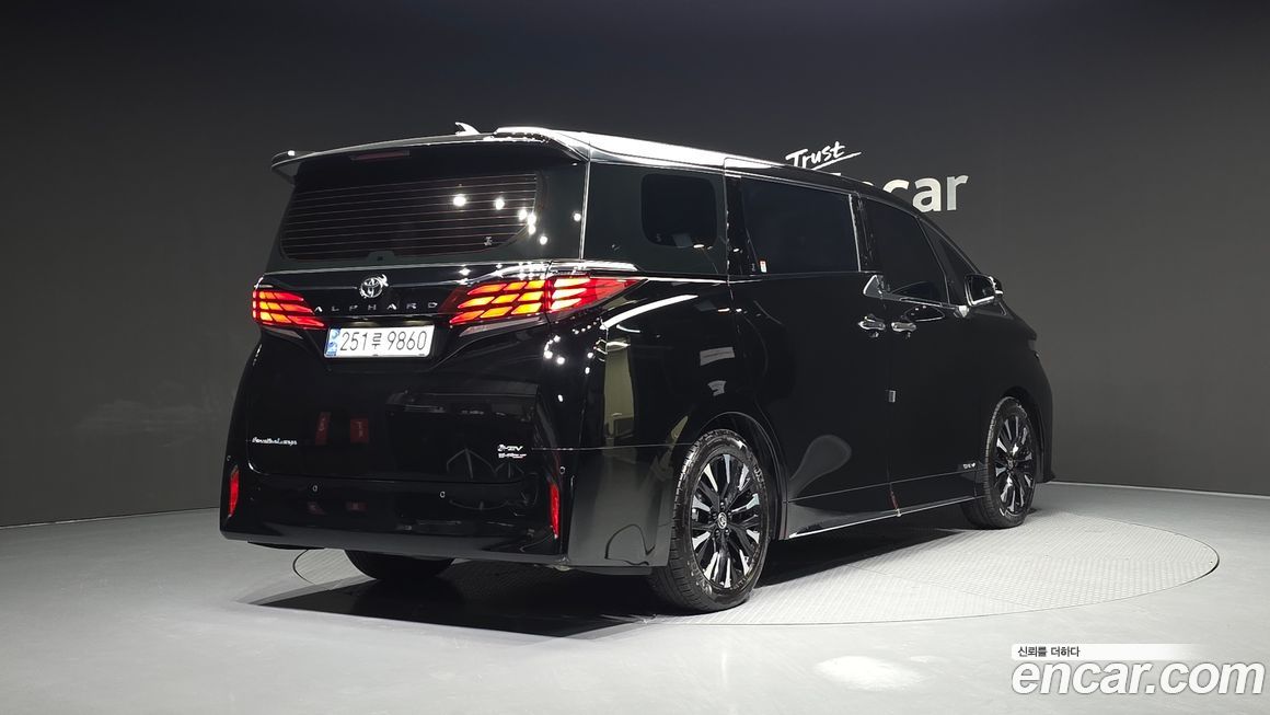 Toyota Alphard 2024