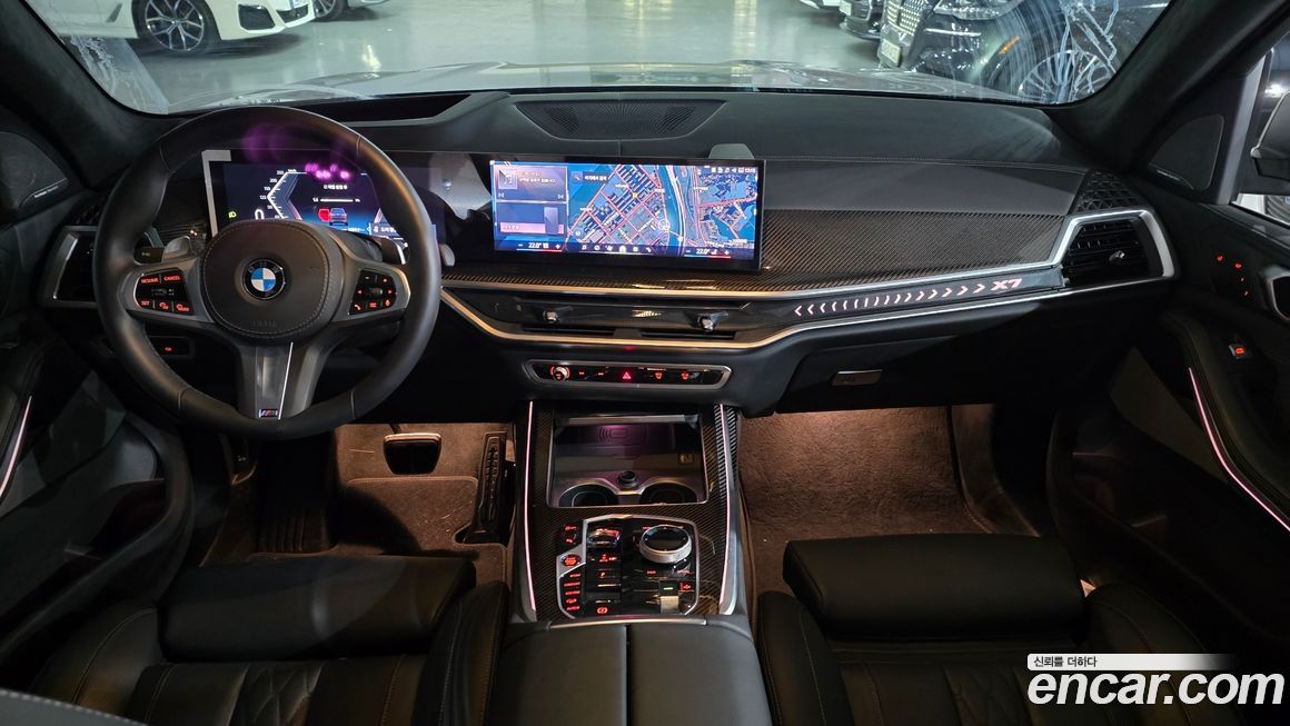 BMW X7 2025