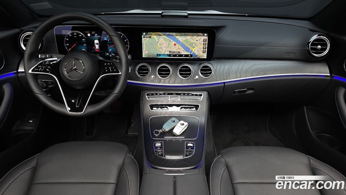 Mercedes-Benz E-Class 2023