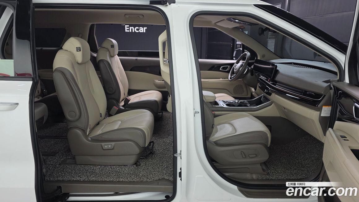 Kia Canival 2024