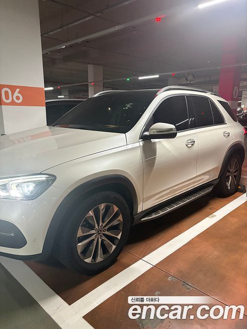 Mercedes-Benz GLE-Class 2021