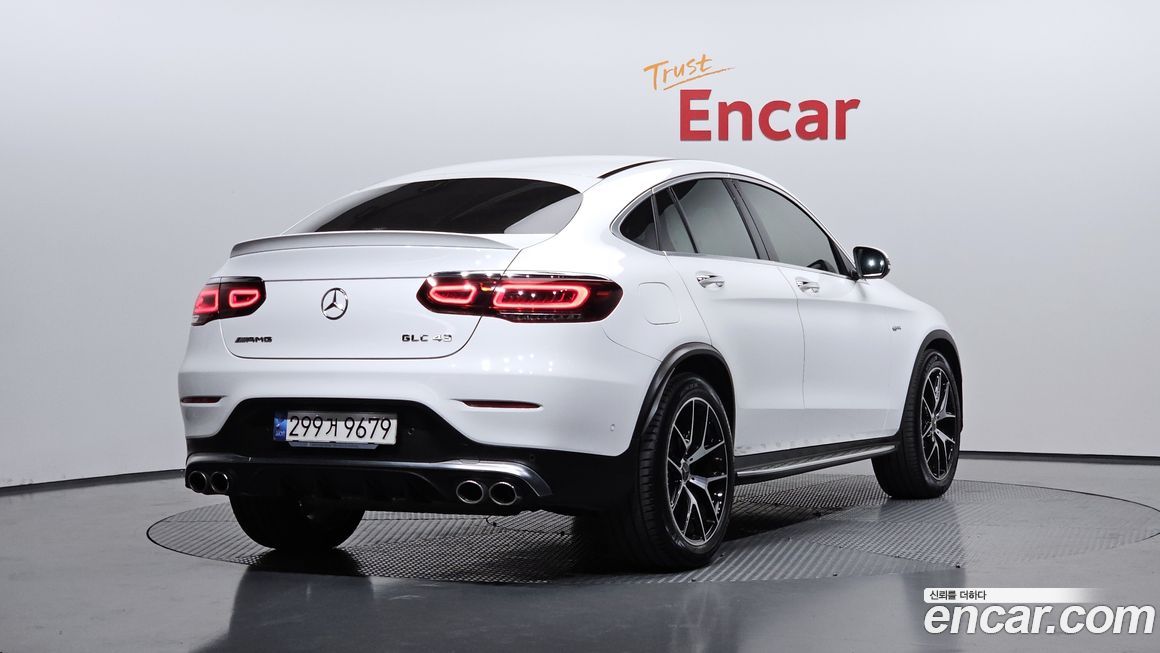 Mercedes-Benz GLC-Class 2021