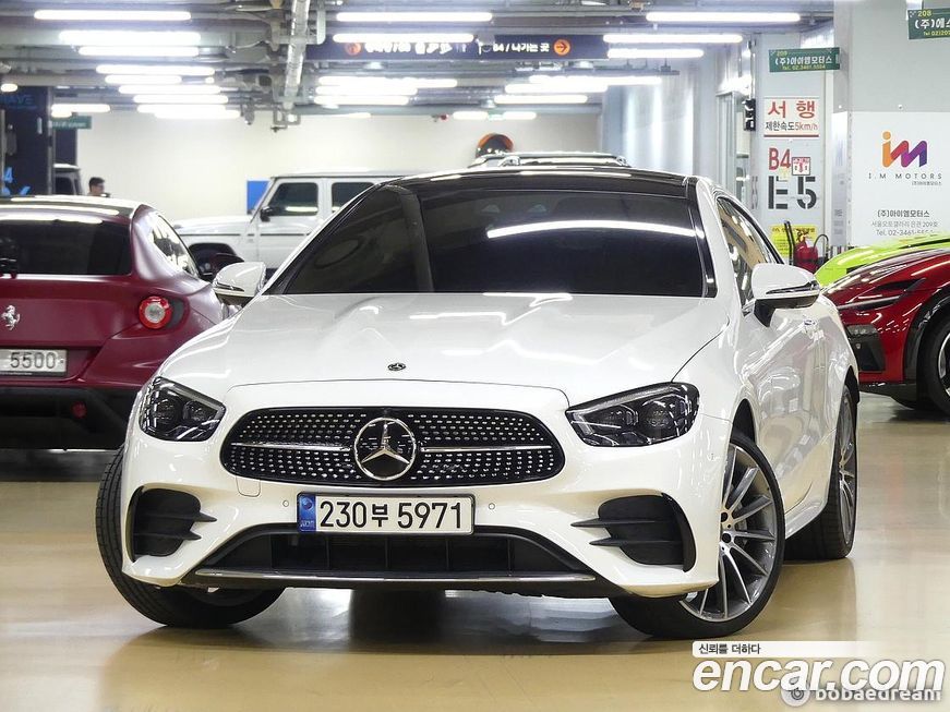 Mercedes-Benz E-Class 2022