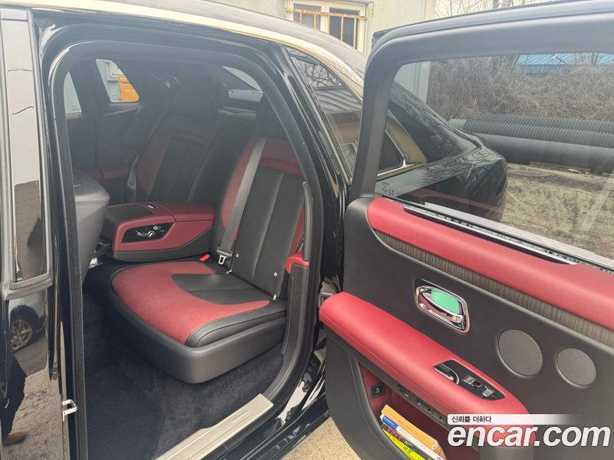 Rolls-Royce Ghost 2023