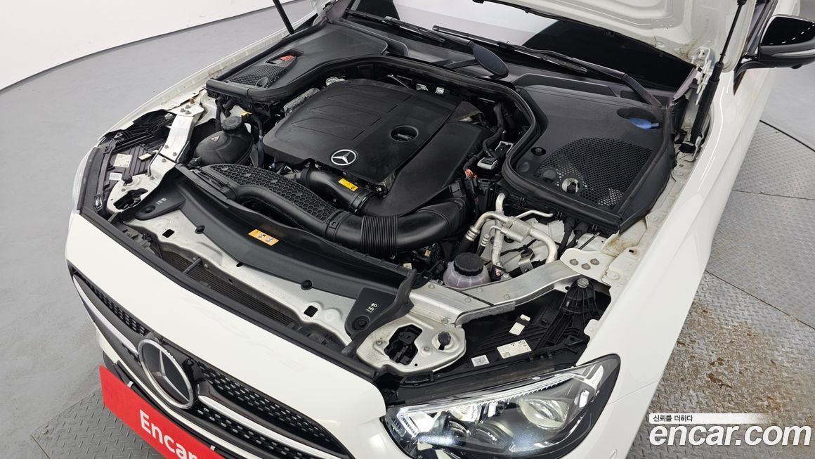 Mercedes-Benz E-Class 2023