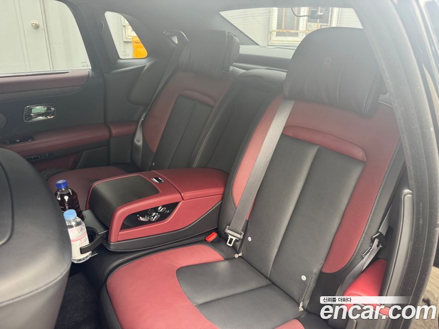 Rolls-Royce Ghost 2023