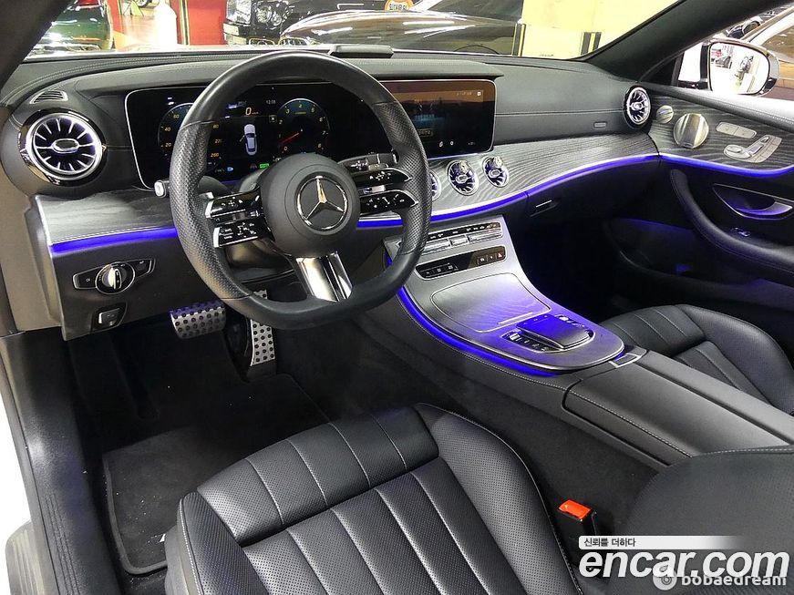 Mercedes-Benz E-Class 2022