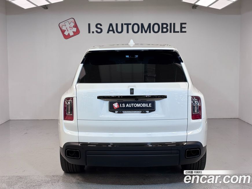 Rolls-Royce Cullinan 2024