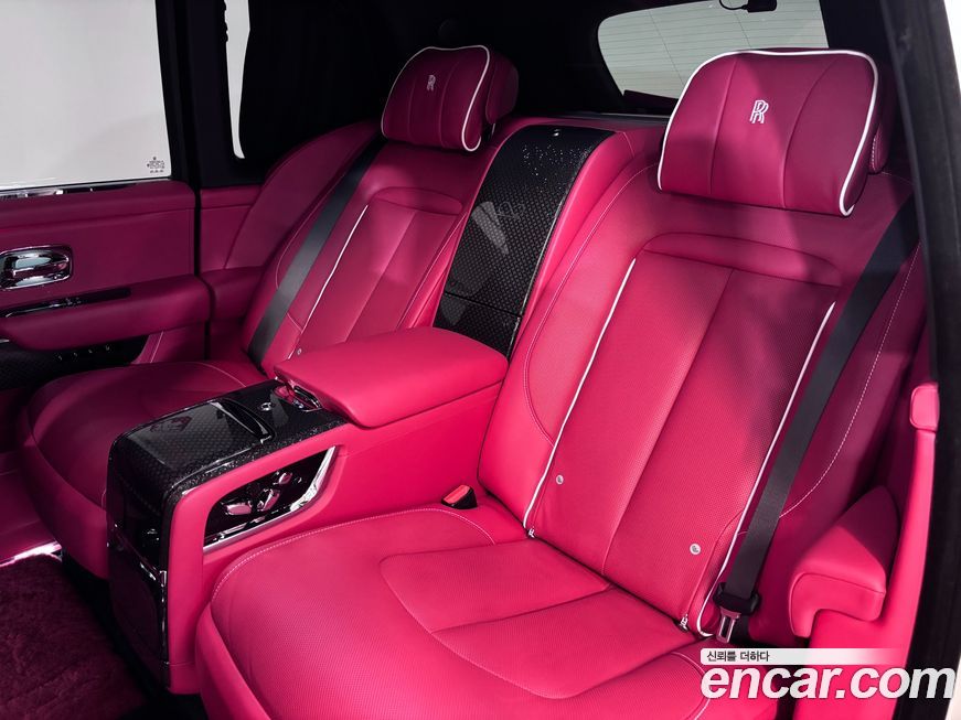 Rolls-Royce Cullinan 2024